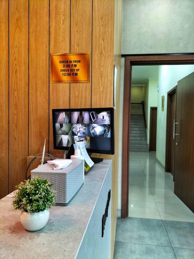 Cozy Residence Tomang Jakarta Exterior foto